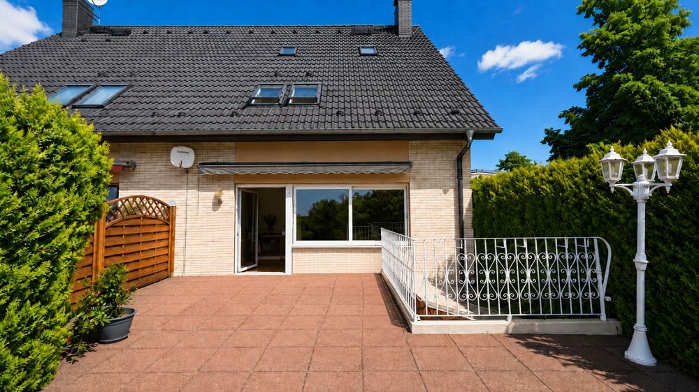 Property photo 3 of 18