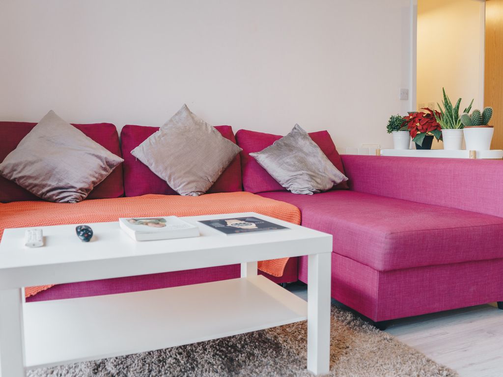 Property photo 3 of 13