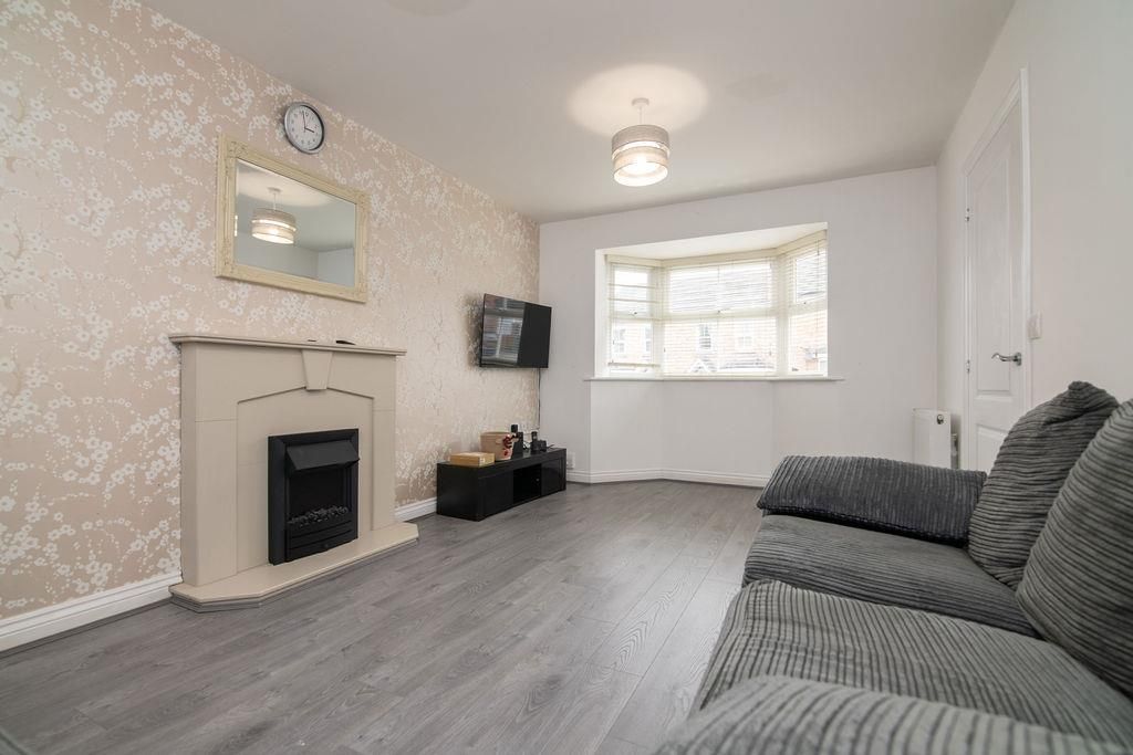 Property photo 3 of 29 Tollend-38.Jpg