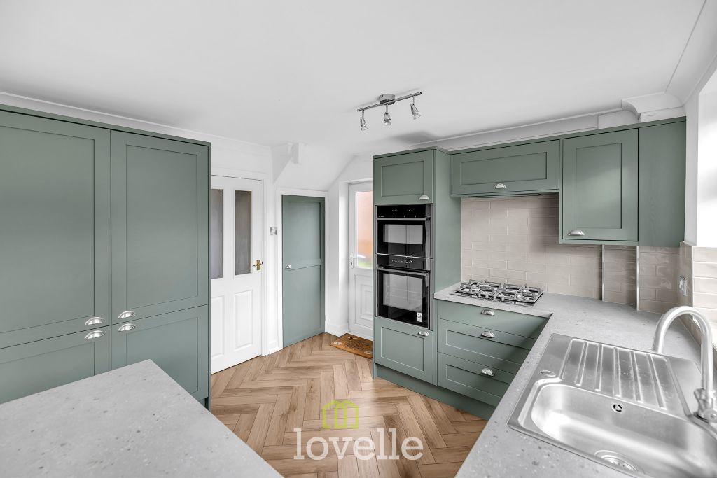 Property photo 3 of 22