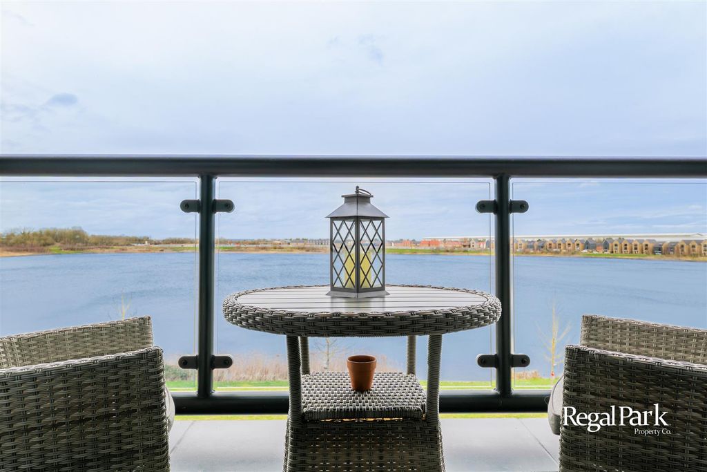 Property photo 3 of 36 Balcony