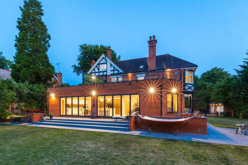Property photo 3 of 49 Dusk Rear