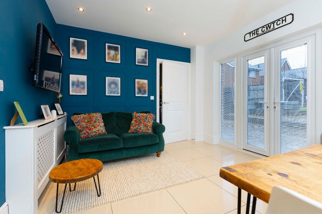 Additional image 9 of 4 bed detached house for saleFoxglove Close, Trelewis, Treharris CF46