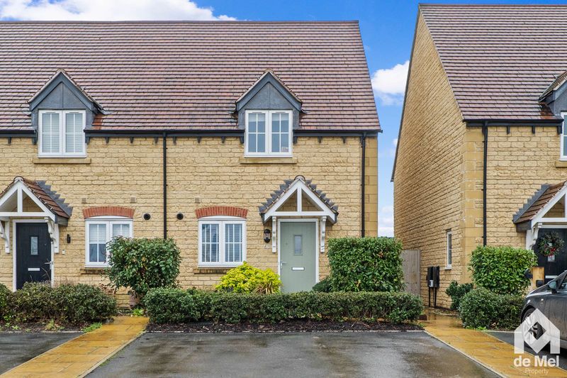 Property photo 1 of 13 Photo 11