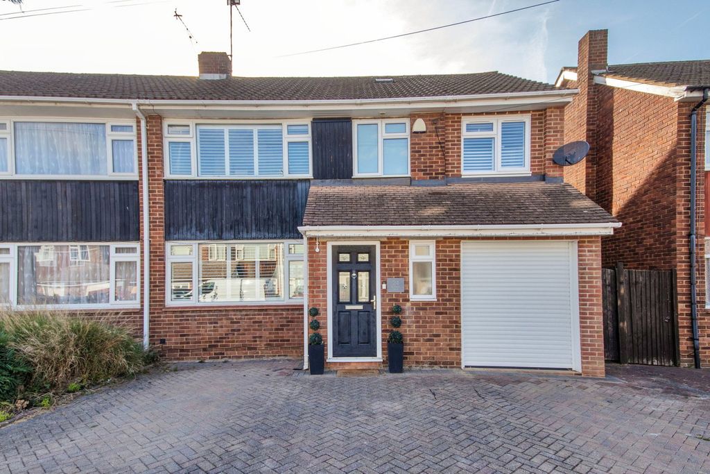 Property photo 1 of 24