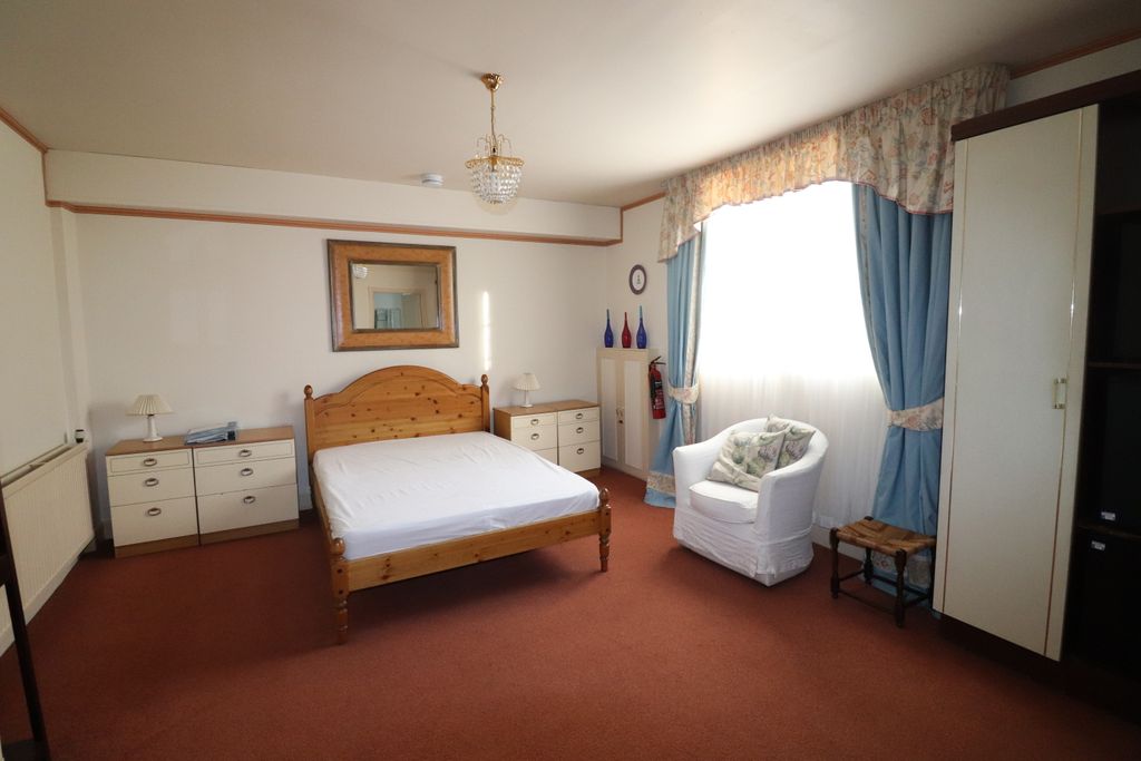 Property photo 3 of 5 Photo 3