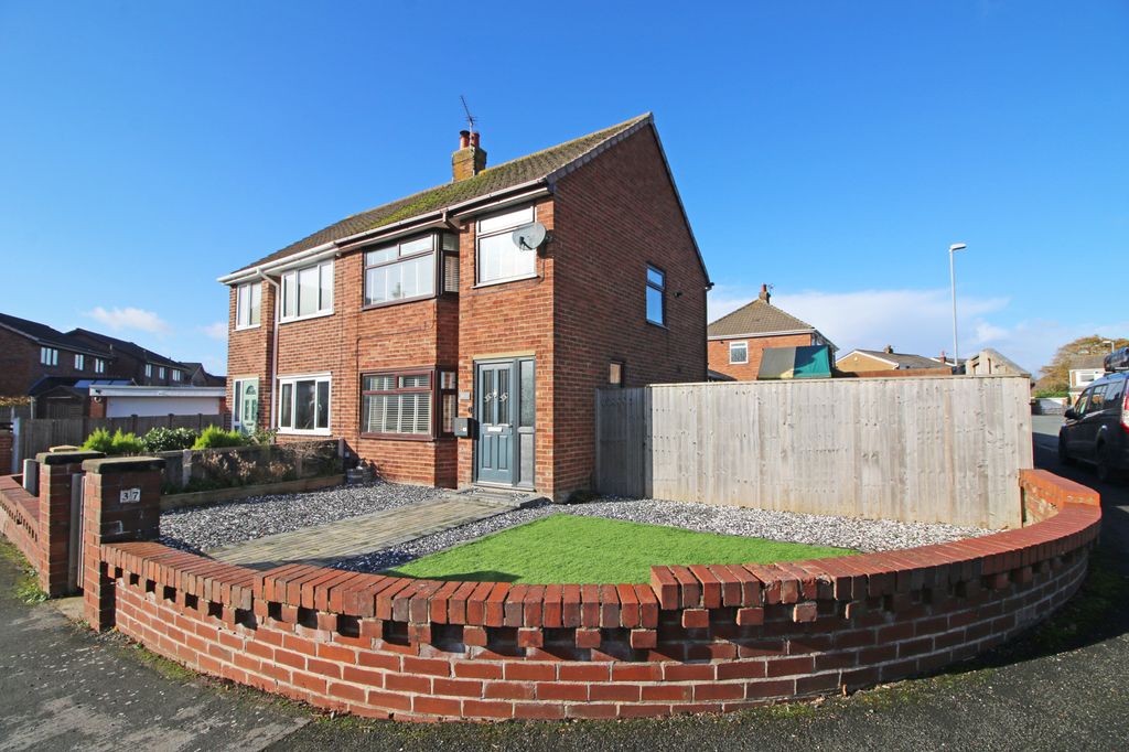 Property photo 1 of 26