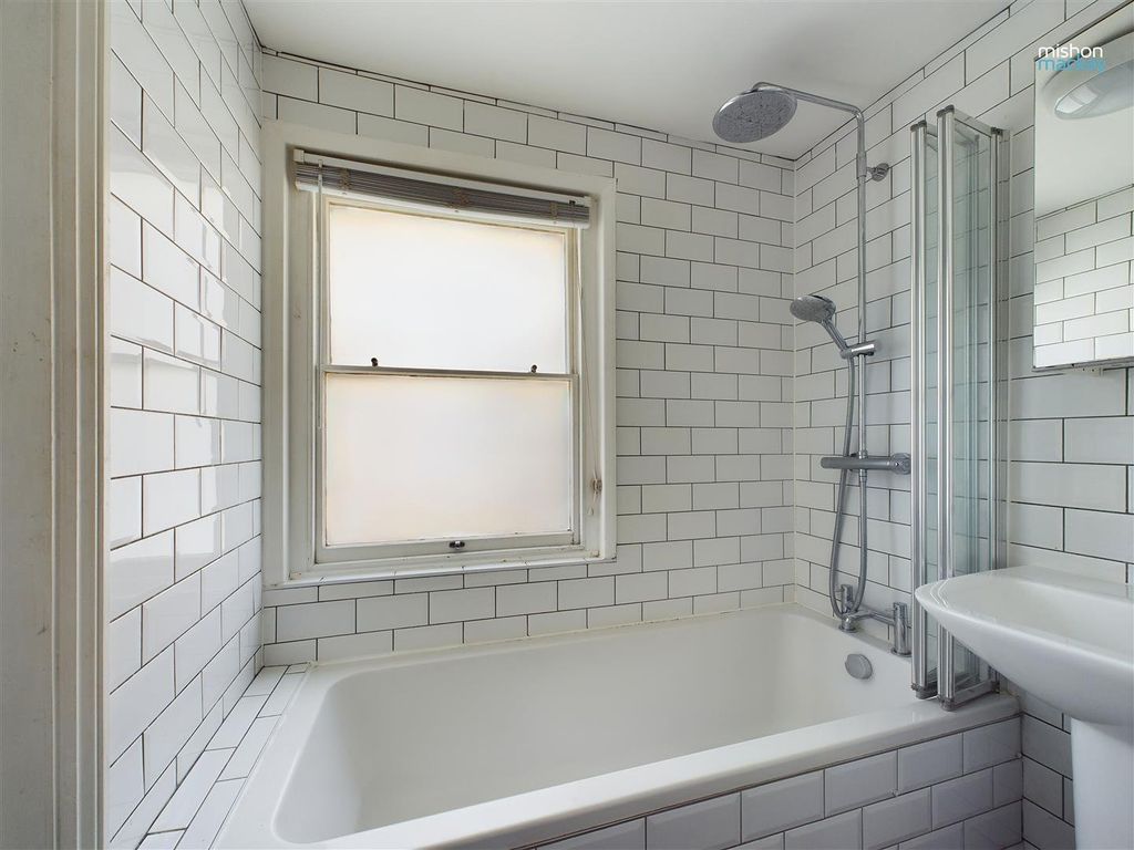 Property photo 2 of 9 Picture No. 02