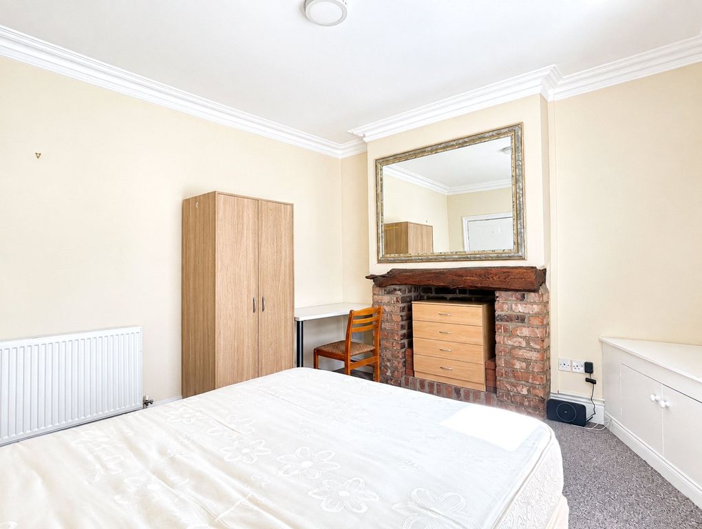 Property photo 1 of 6 Room One