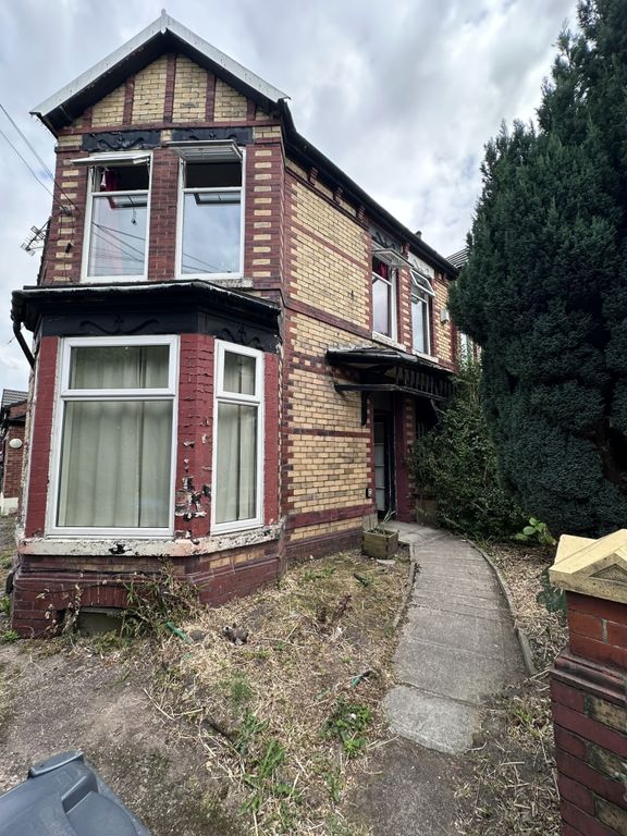 Property photo 2 of 21
