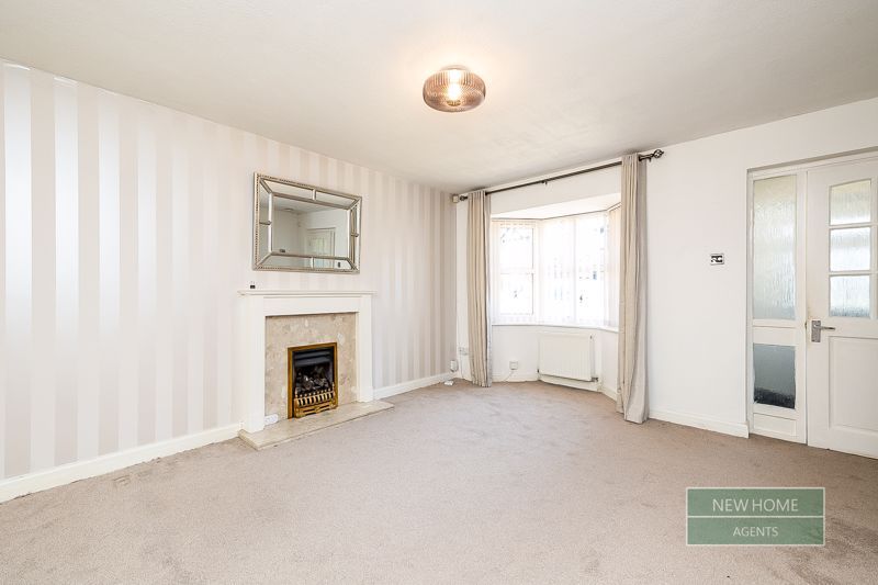 Property photo 3 of 37 Photo 6
