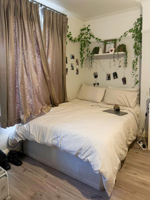 Property photo 3 of 7 Photo 3