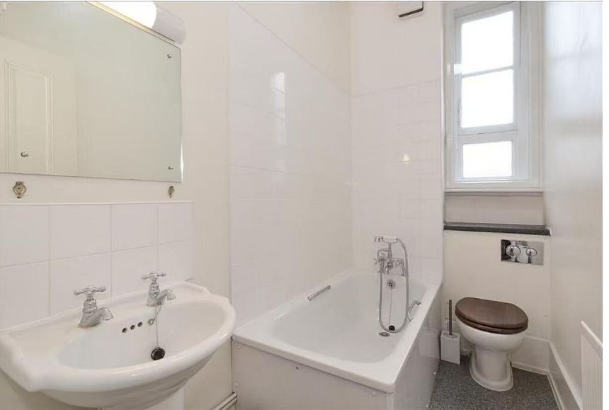 Property photo 3 of 6