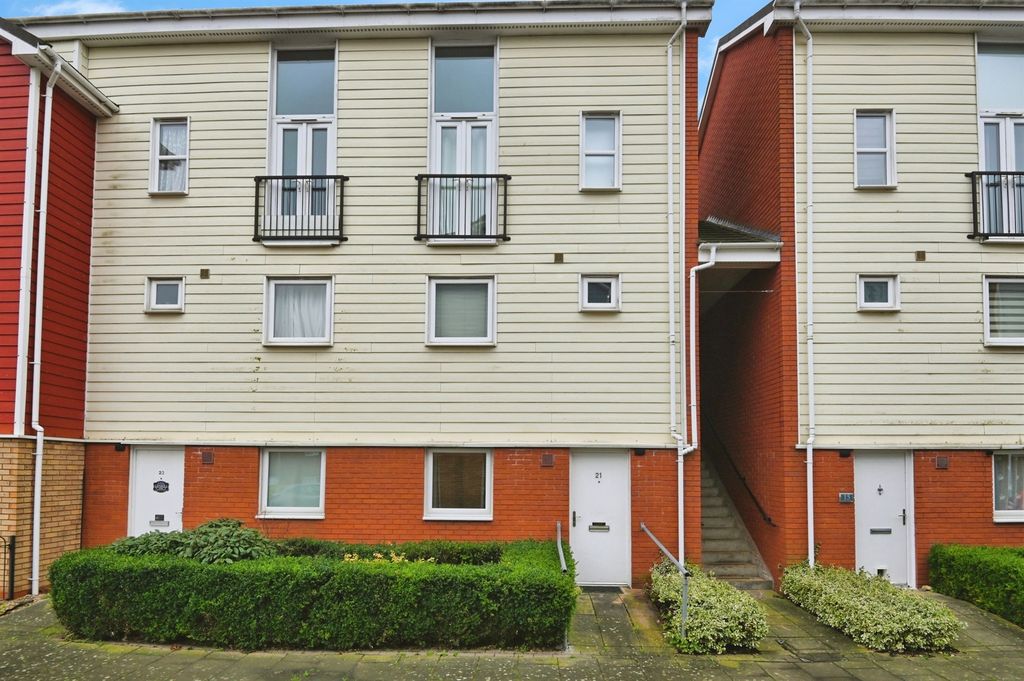 Property photo 1 of 20