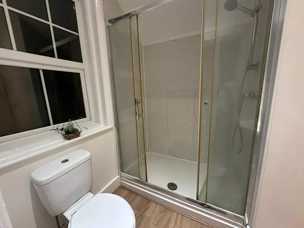 Additional image 10 of 6 bed shared accommodation to rentCavendish Avenue, Eastbourne BN22