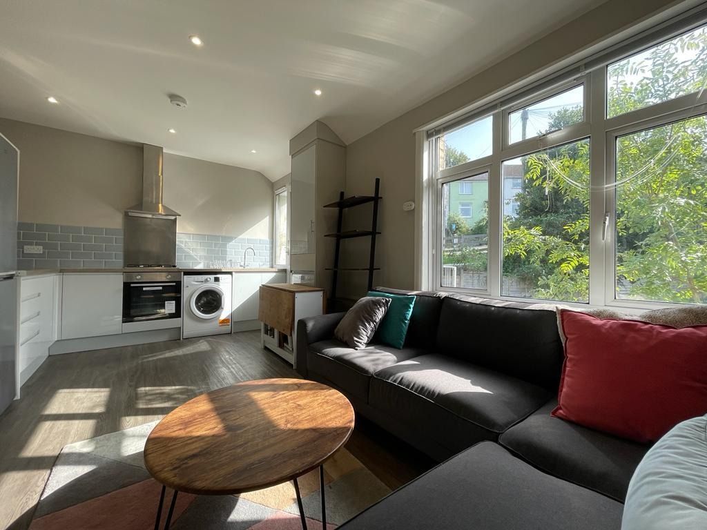 Property photo 1 of 11 4631490