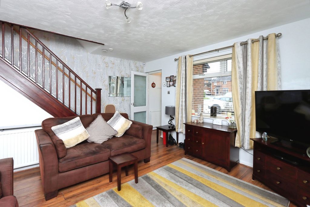 Property photo 3 of 10