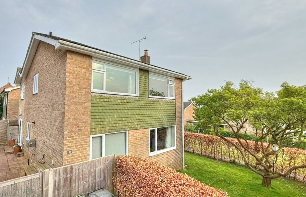 Property photo 2 of 19 Merryfield