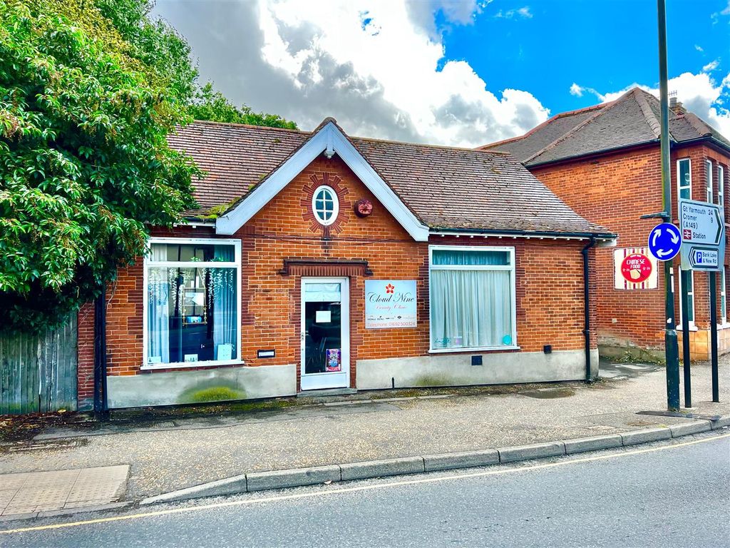 Property photo 1 of 7 1