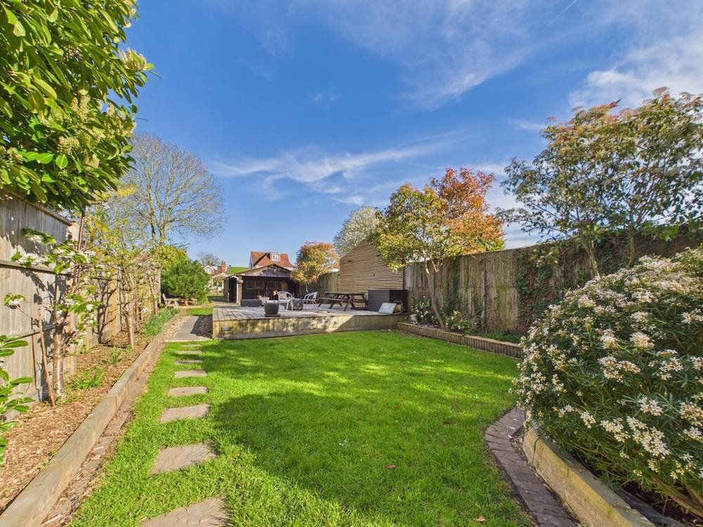 Property photo 3 of 41 Picture No. 77