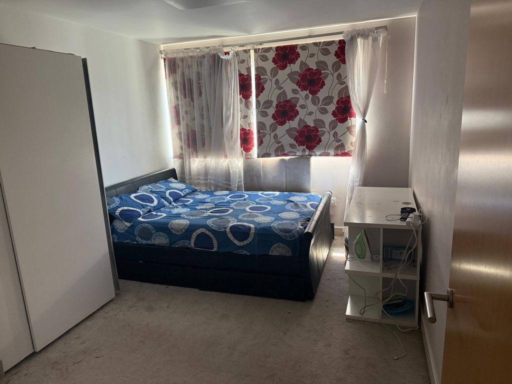 Property photo 2 of 4