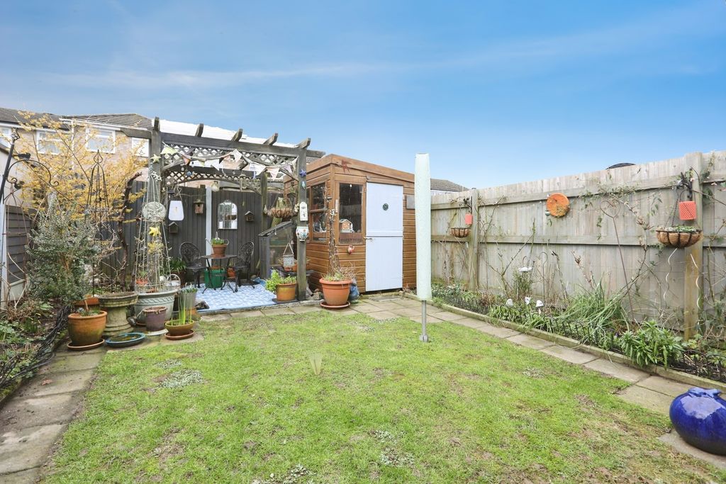 Property photo 2 of 16 Pbox-Img.Jpg