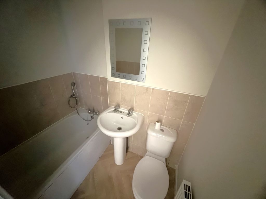 Property photo 3 of 9 Img_0827