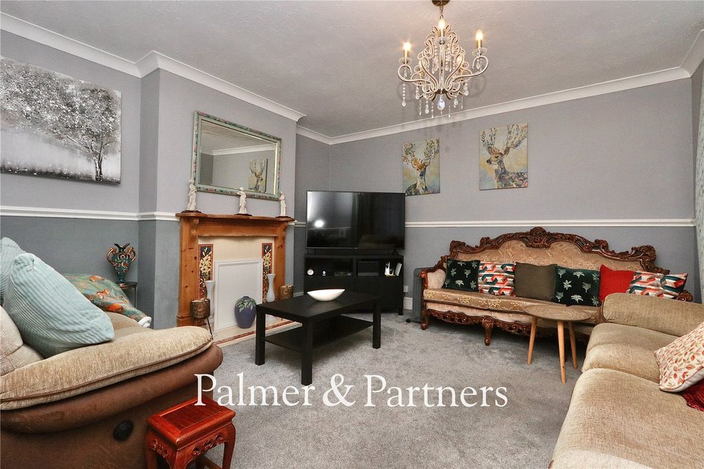 Property photo 3 of 27 Picture No. 19