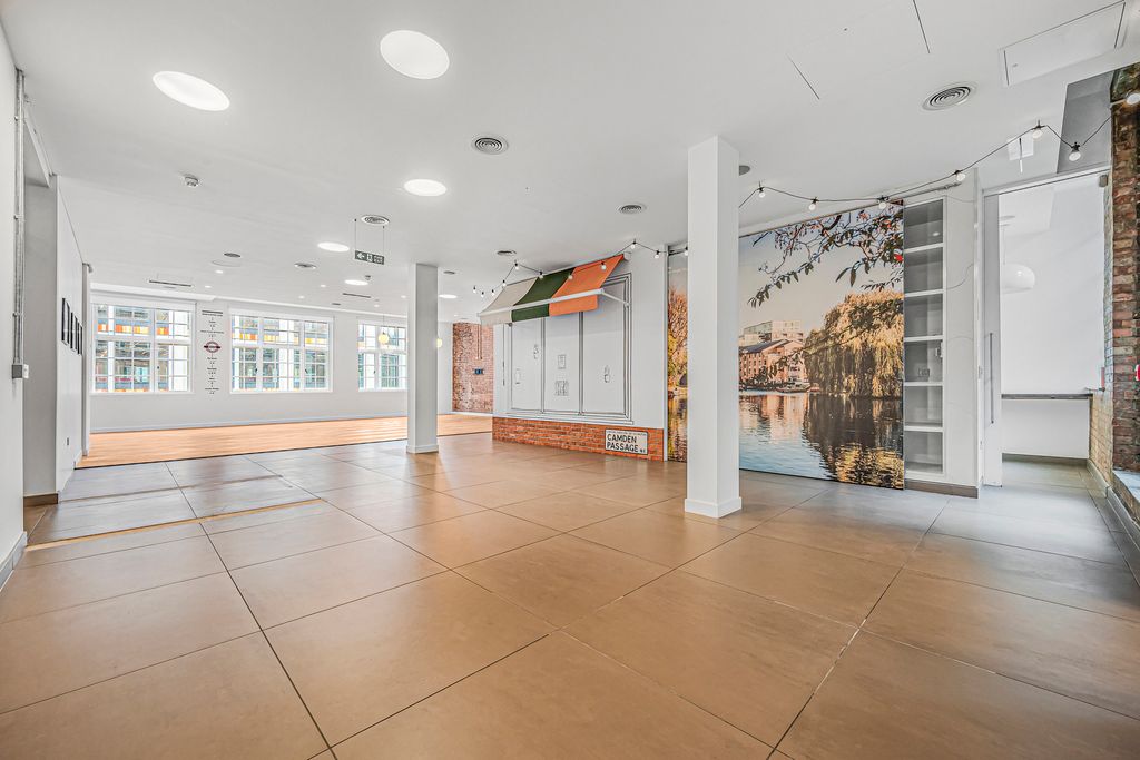 Property photo 2 of 11 Picture No. 03