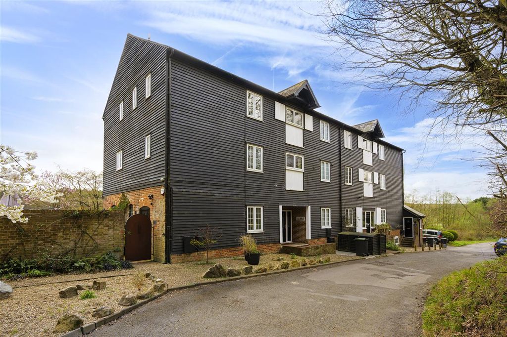 Property photo 1 of 32 Main Picture