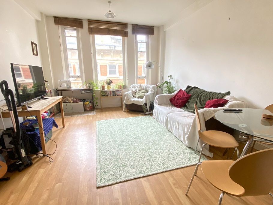 Property photo 3 of 7