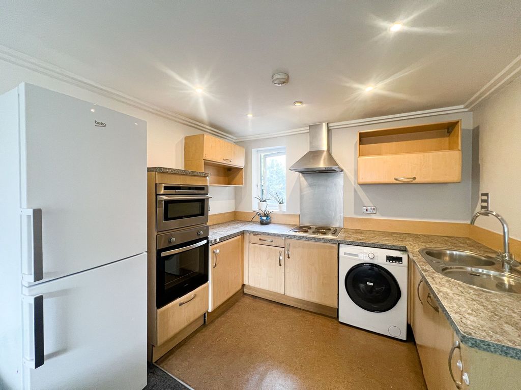 Property photo 3 of 9 Hewetts Quay Ig11