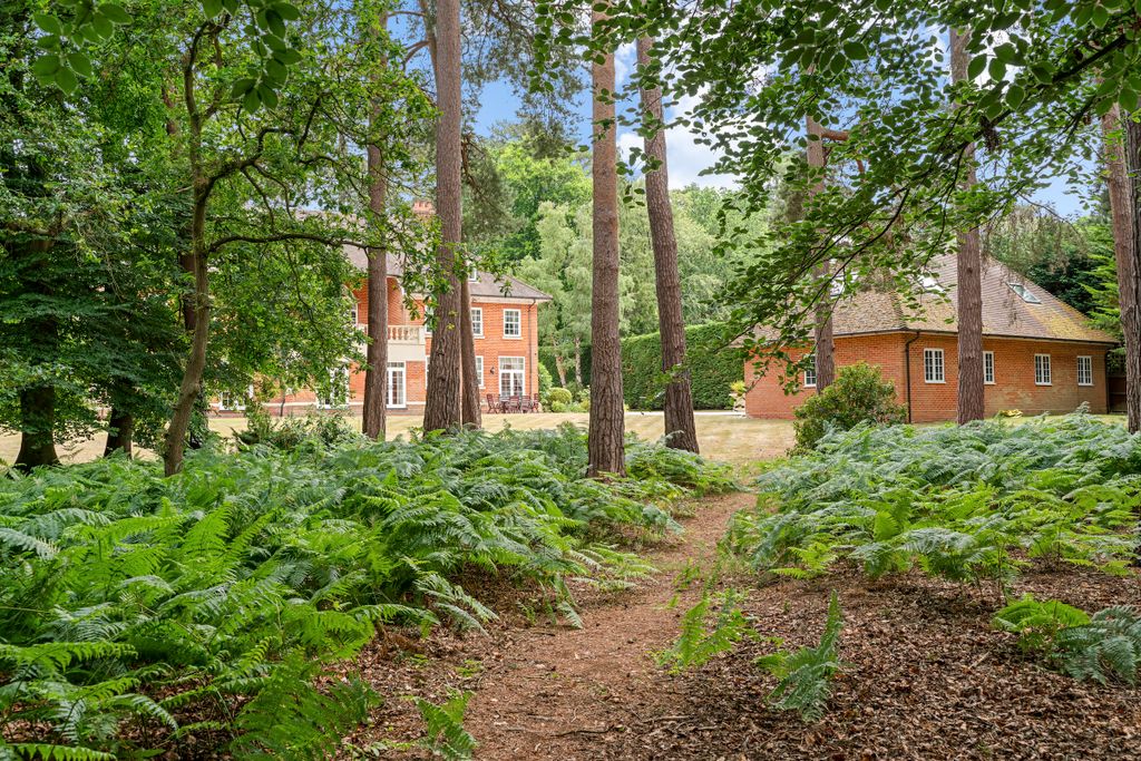 Additional image 23 of 8 bed property for saleLarchlands, Larch Avenue, Sunnigdale, Berkshire SL5, United Kingdom