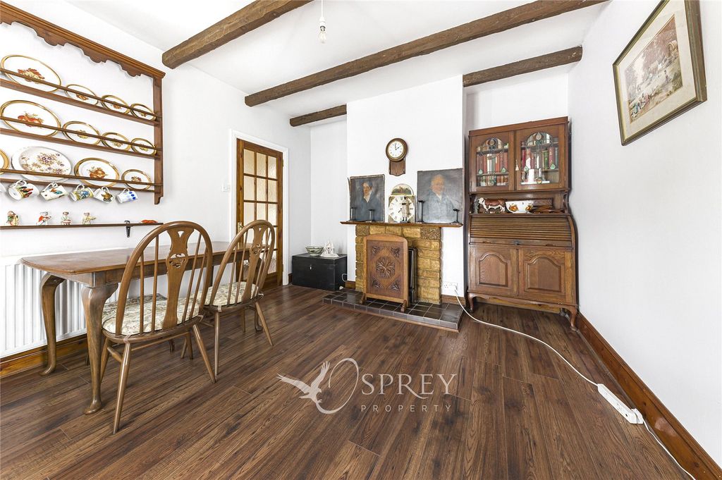Property photo 3 of 10 Dining Room