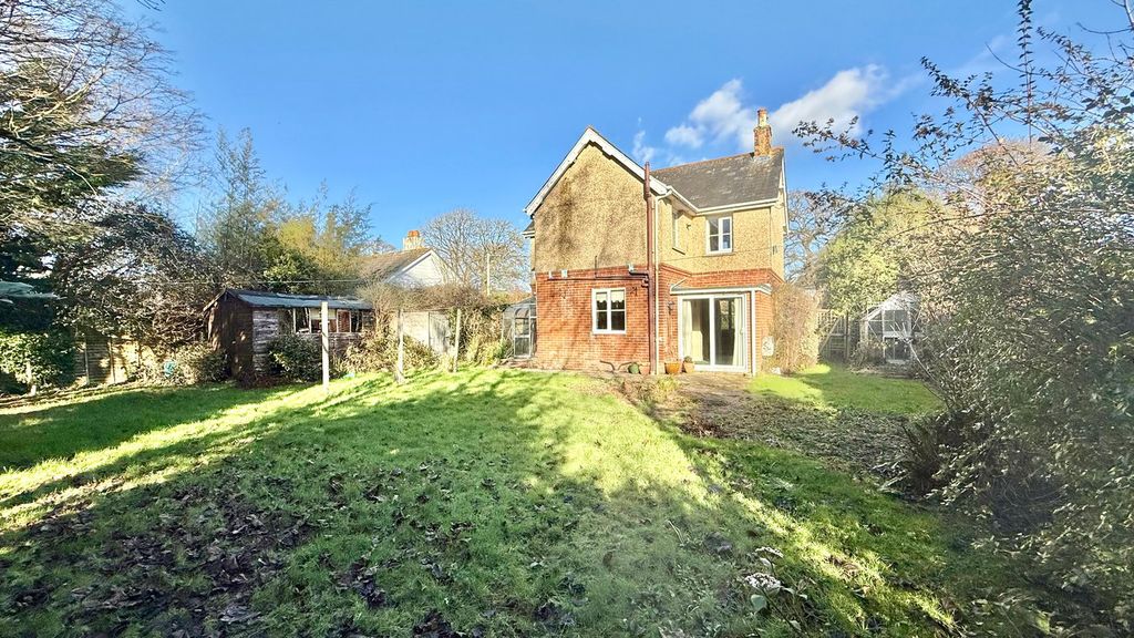 Property photo 3 of 16