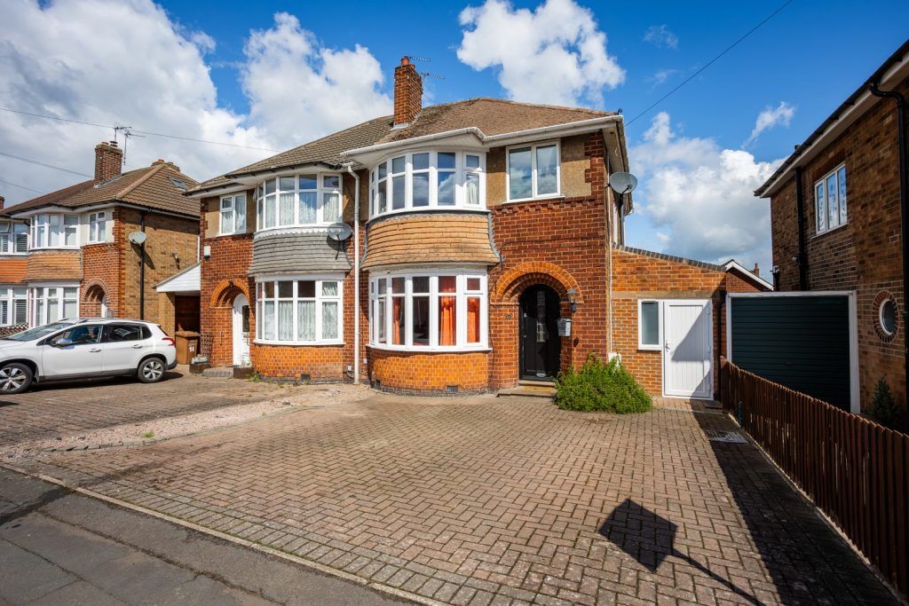 Property photo 1 of 26