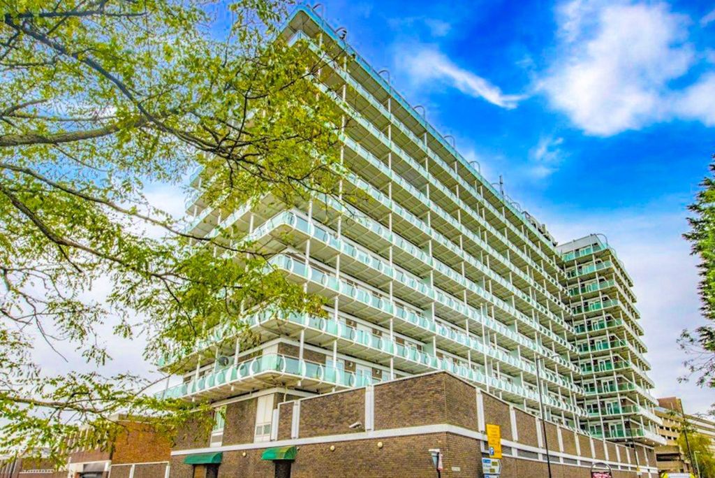 Property photo 1 of 12 External