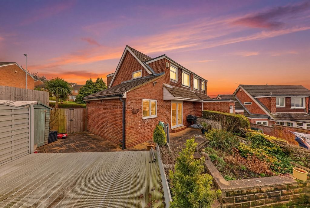 Property photo 1 of 25