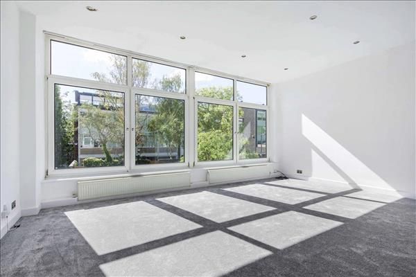 Property photo 1 of 10 Photo