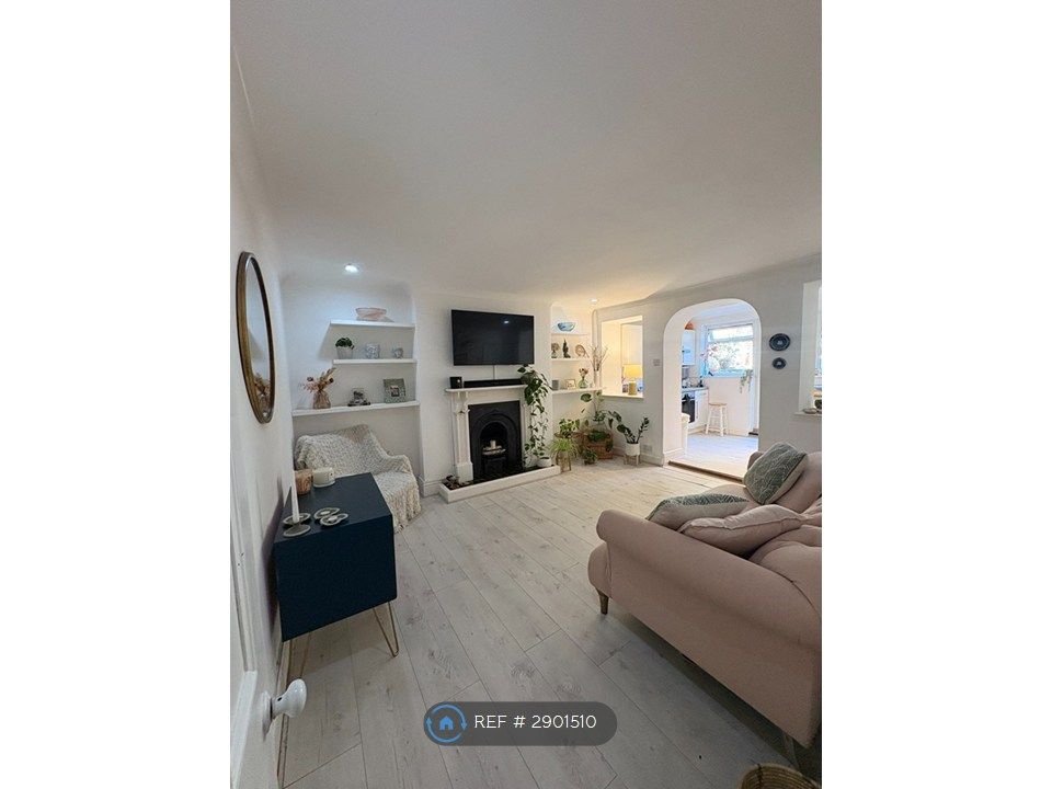 Property photo 1 of 9 Open Plan Living Room