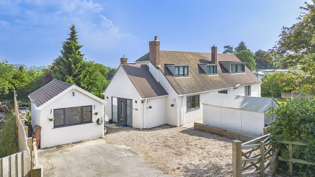 Property photo 1 of 44