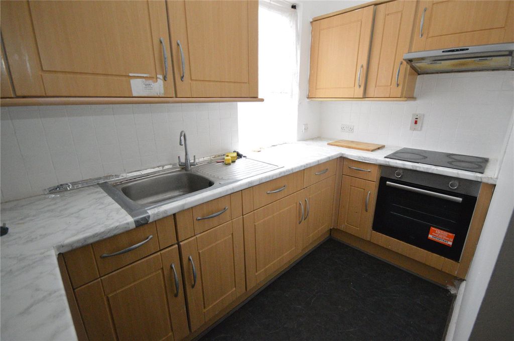 Property photo 2 of 10 Picture No. 36