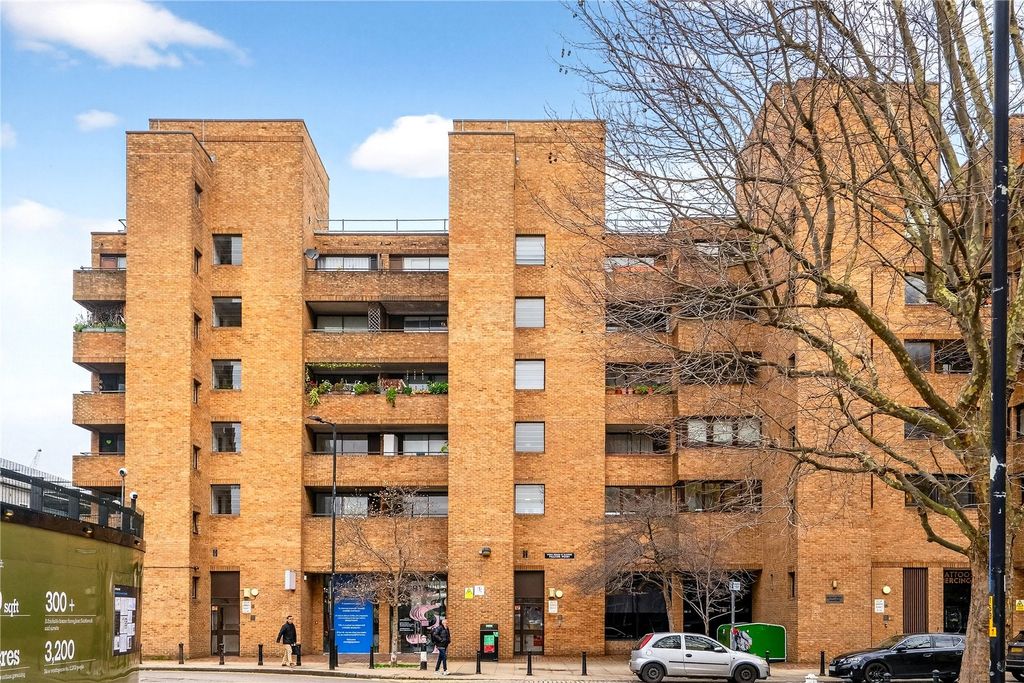 Property photo 1 of 25 Exterior