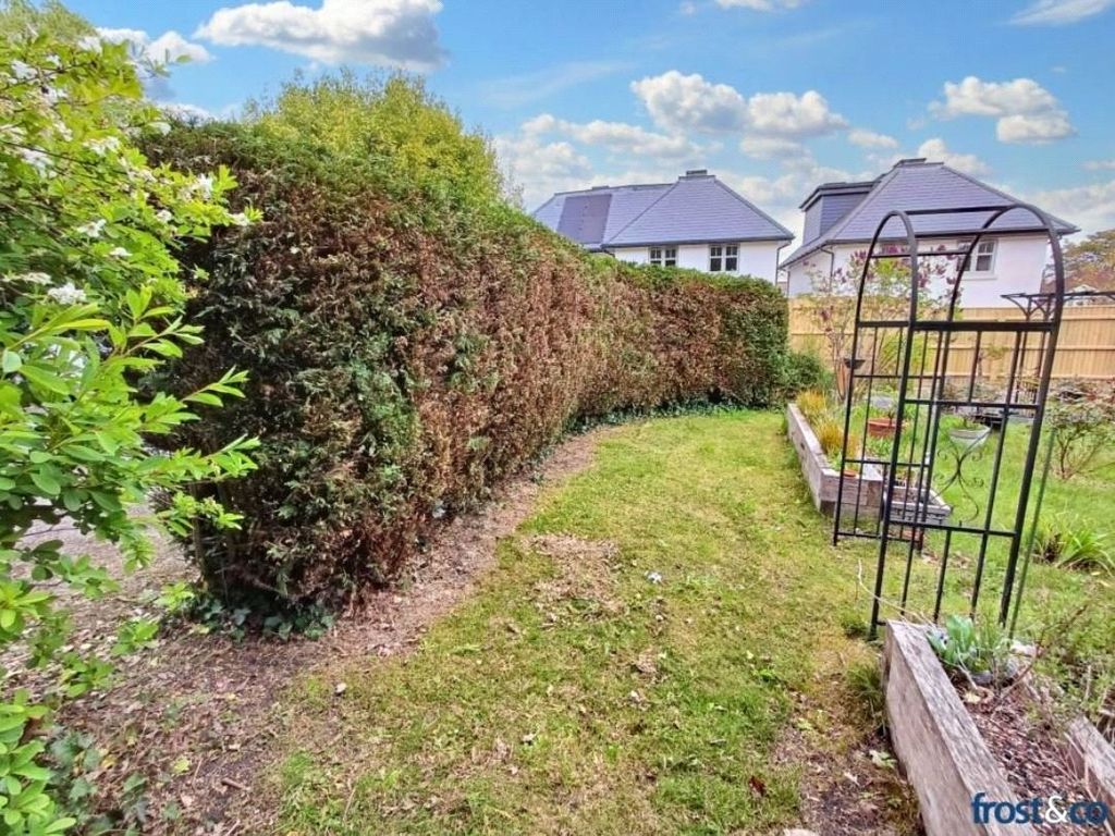 Property photo 2 of 16 Garden