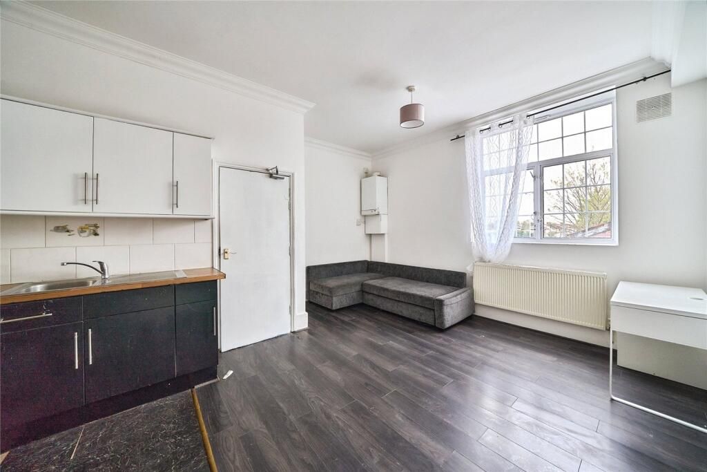 Property photo 3 of 12