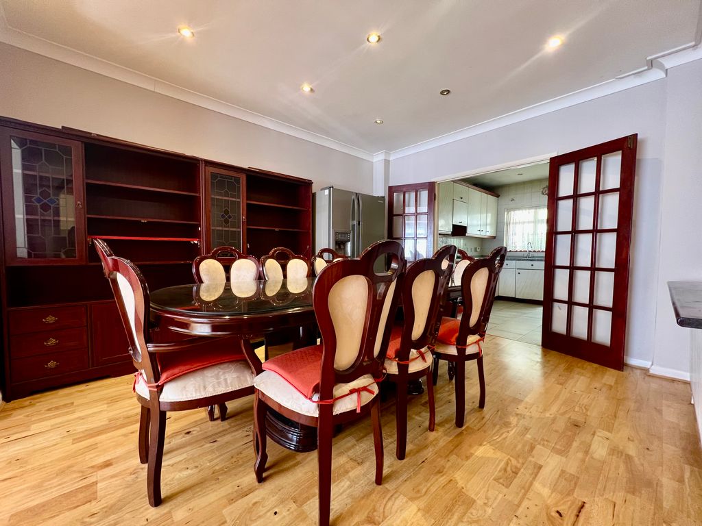 Property photo 3 of 16 Img_9014