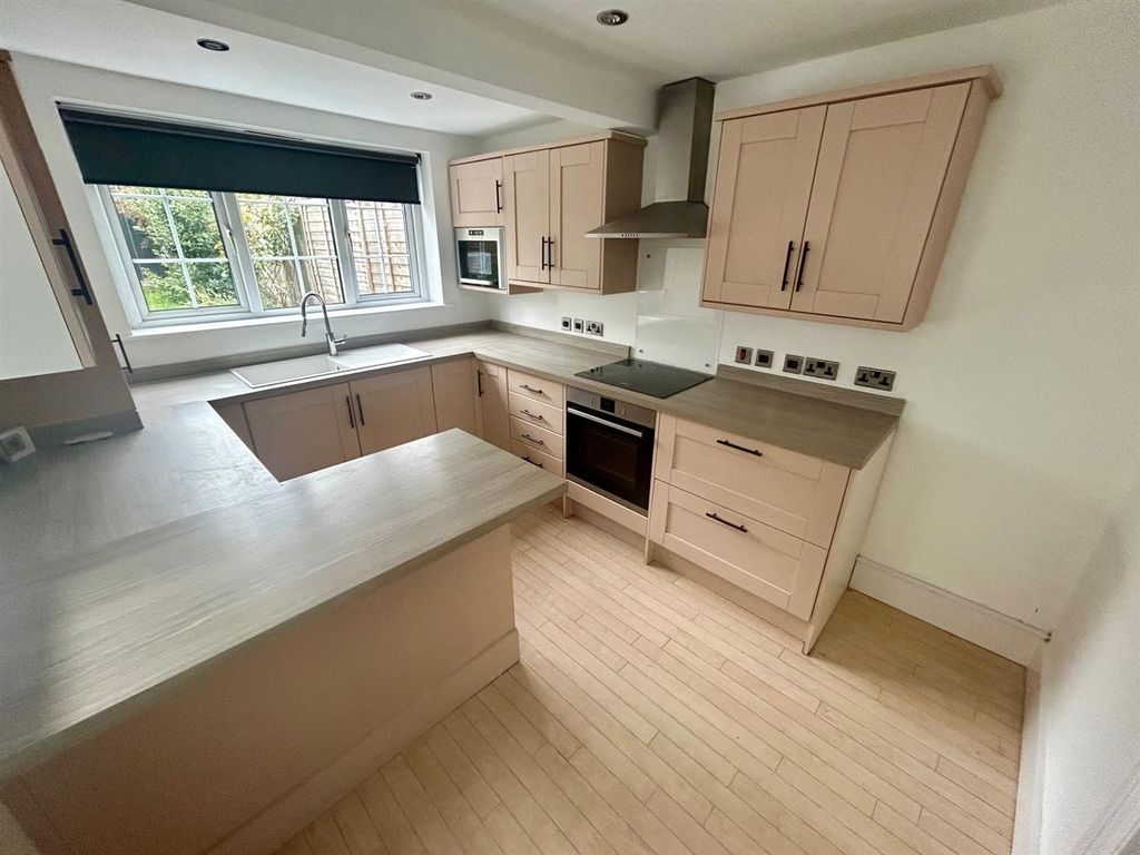 Property photo 2 of 12 Kitchen 1.Jpg