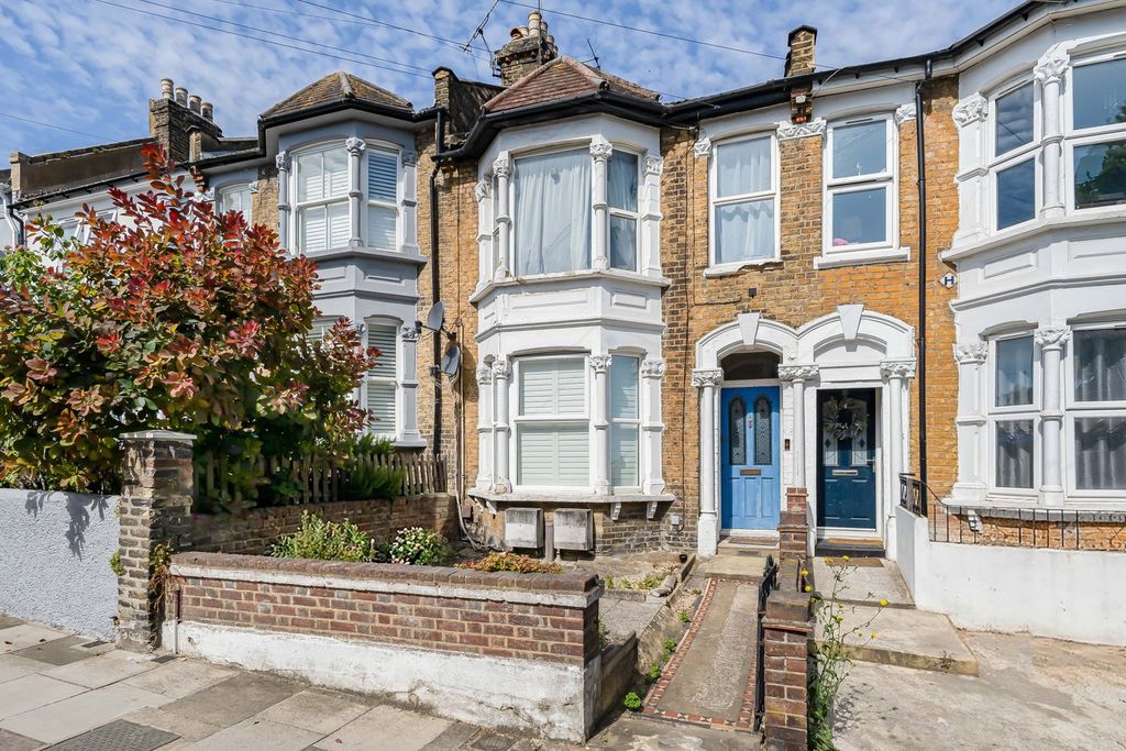 Property photo 1 of 6