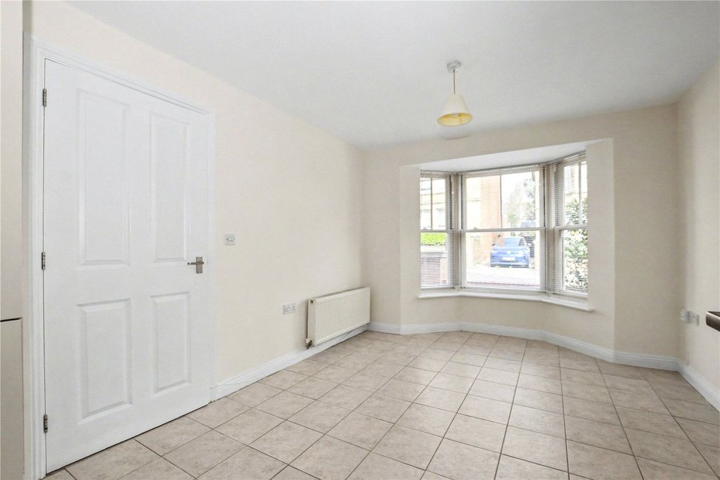 Property photo 3 of 12 Picture No. 25
