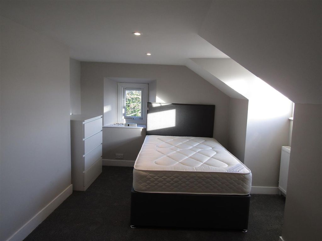 Property photo 3 of 4 Radnor Room 6.Jpg